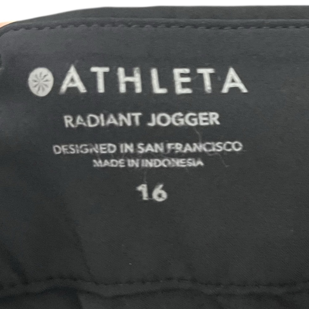 Athleta Radiant Joggers Women’s Size 16 Black Tapered Zip Ankle Sporty Luxe - Picture 12 of 14